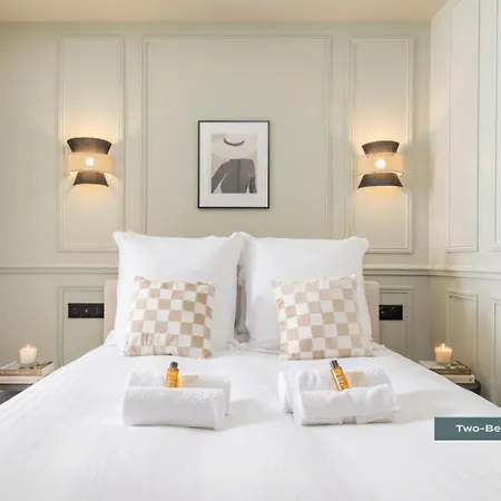 Poeticstay - Saint Lazare * Parigi